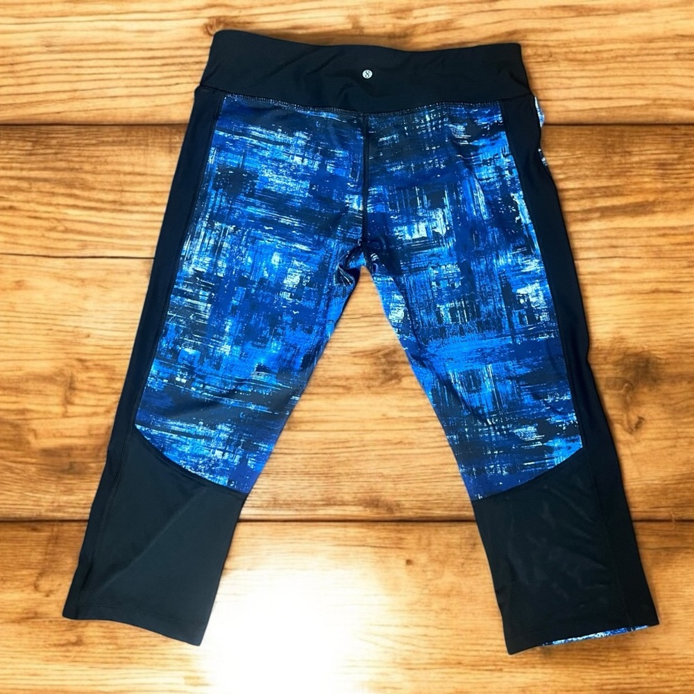 Layer 8 Capri Leggings